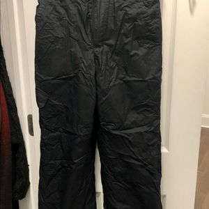 Boys Columbia ski/snowboard pants- Outgrown collection